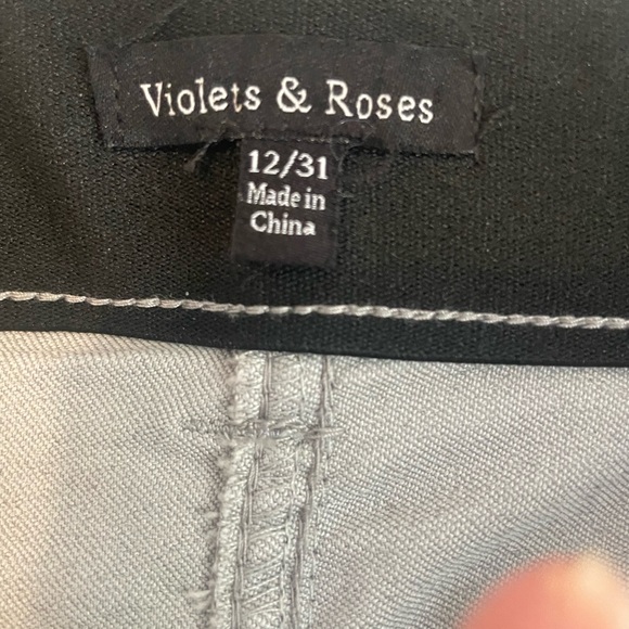 Violets & Roses Gray Pants/Slacks - Picture 4 of 6